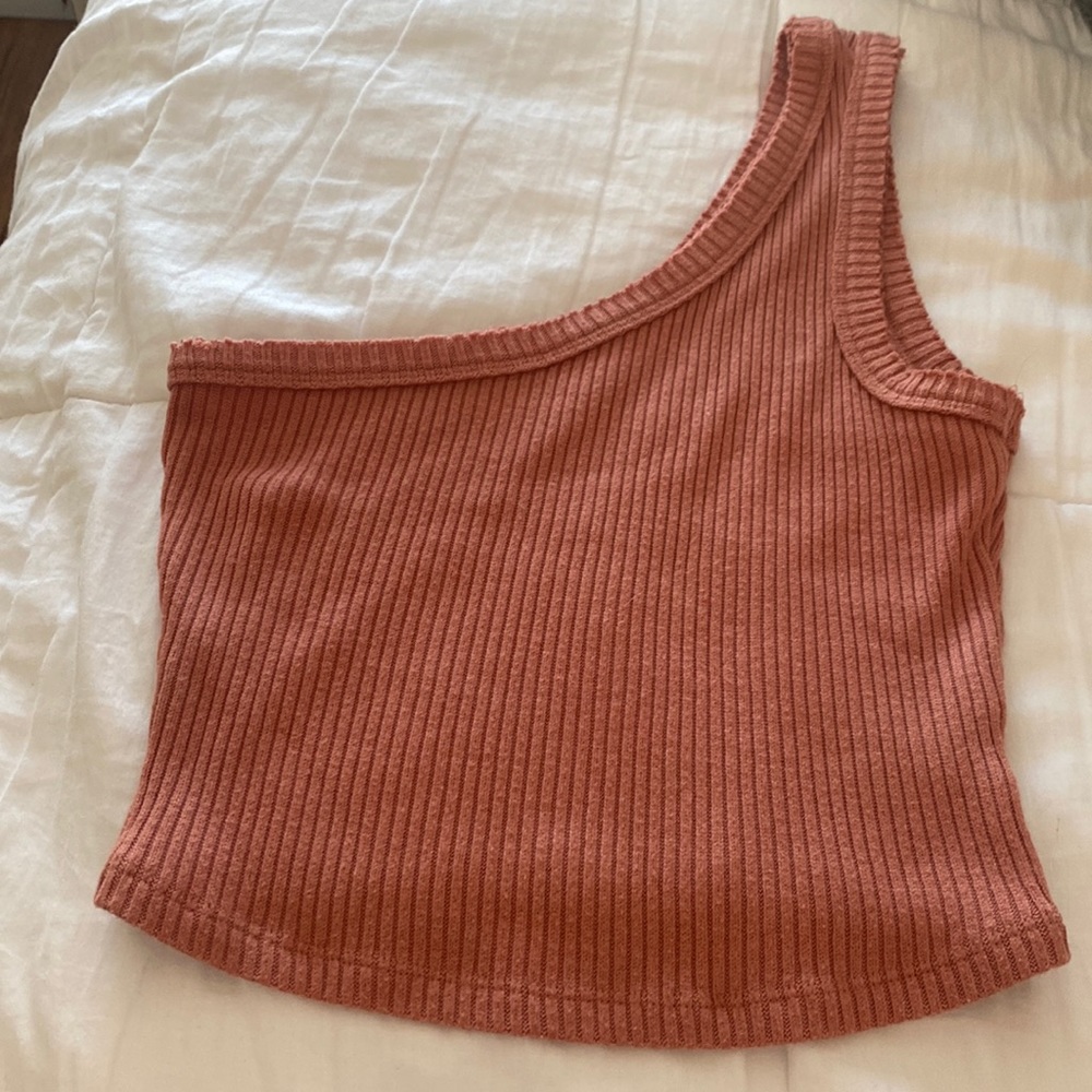 The vintage shop one shoulder crop top